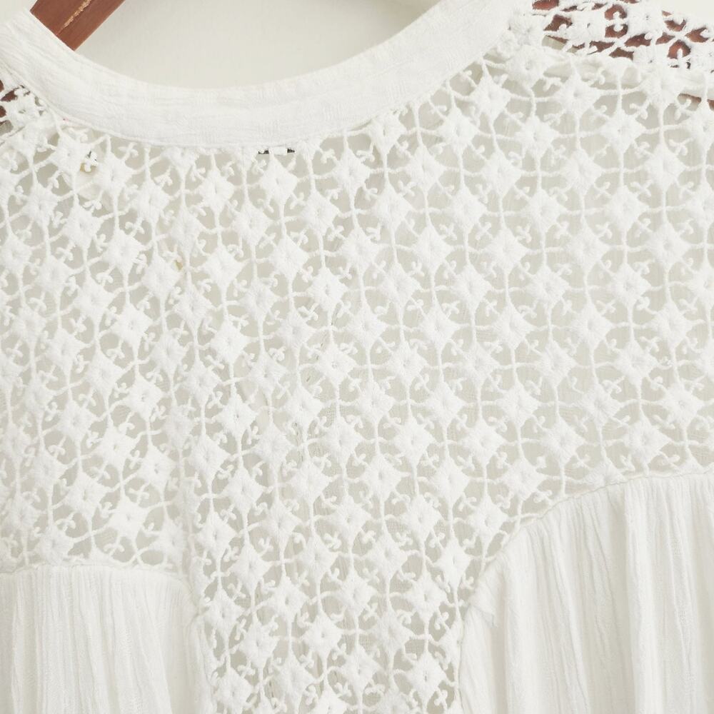 M Free People white linen like shirt with crochet details - Picture 4 of 5